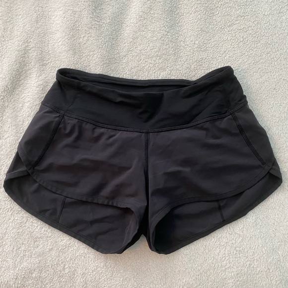 lululemon athletica Pants - Lululemon Speed Shorts 2.5” black | Size 2